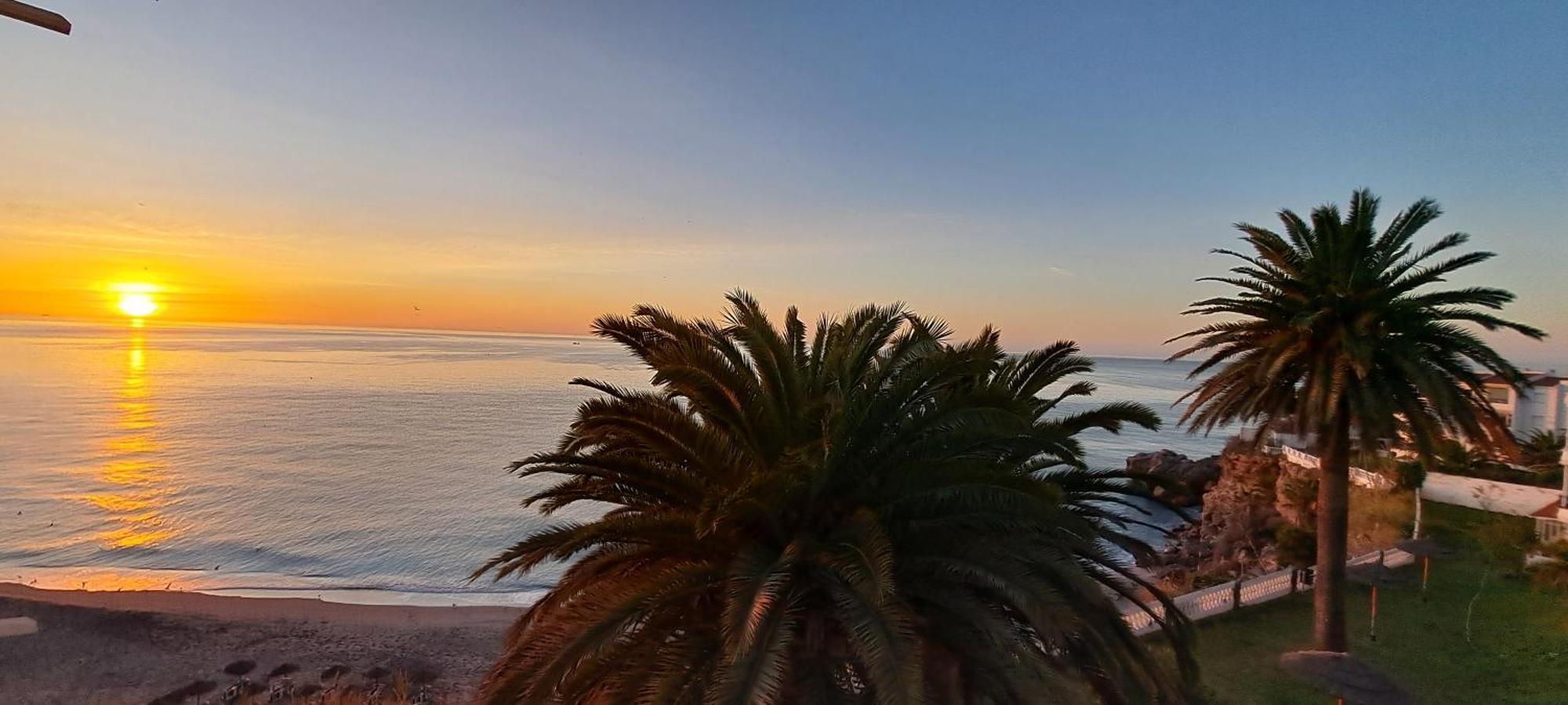 Apartmán Acapulco Playa Beautiful Seaview Nerja Exteriér fotografie